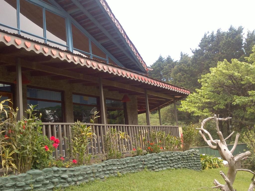 Hostel Villa Verde Monteverde Exteriör bild