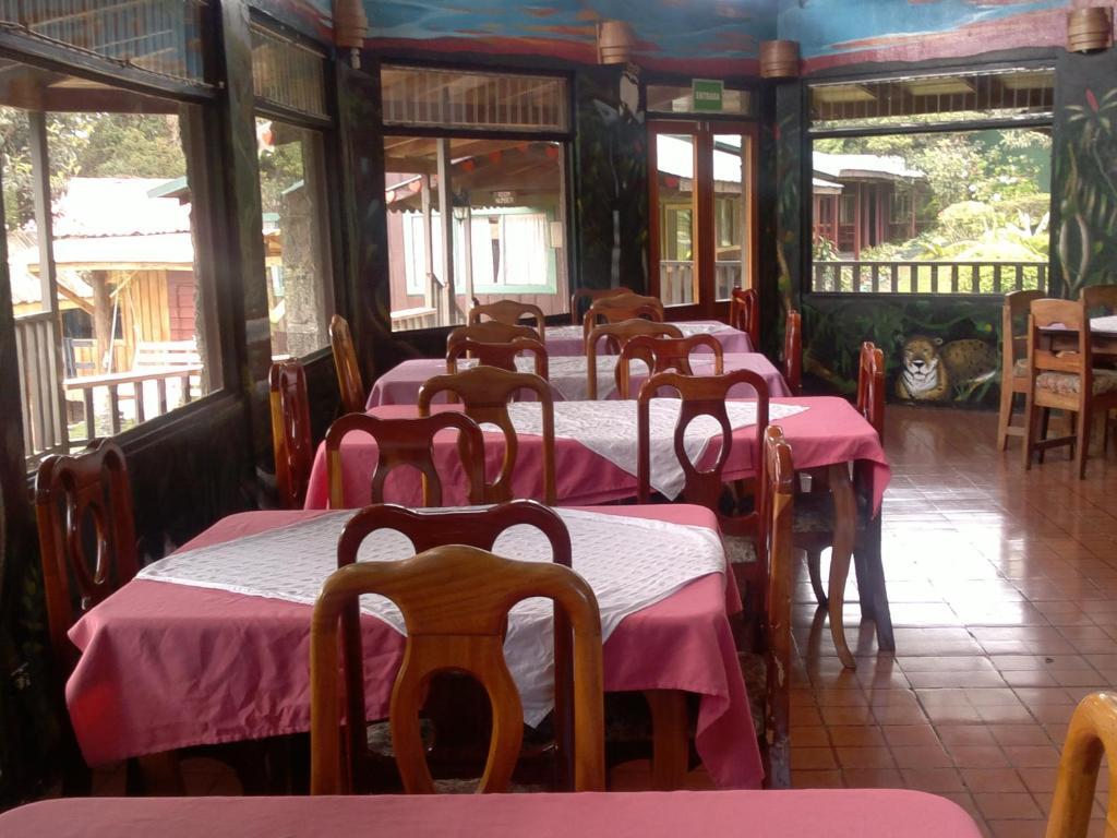 Hostel Villa Verde Monteverde Exteriör bild