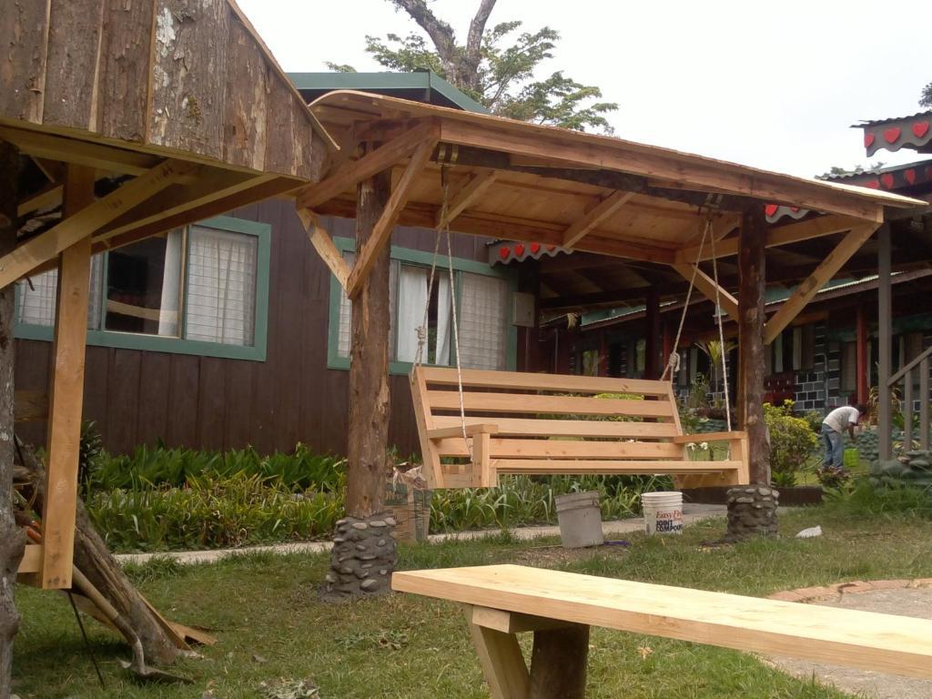 Hostel Villa Verde Monteverde Exteriör bild